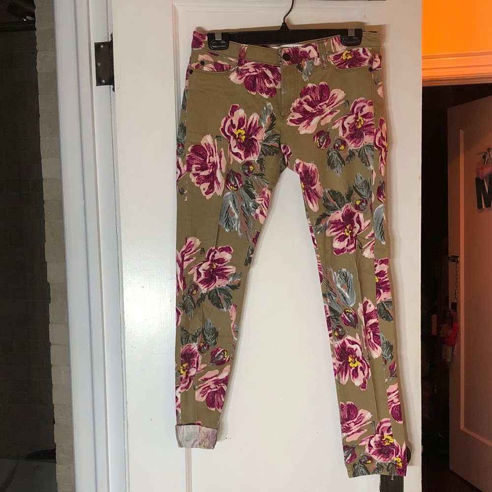 fresh Floral Skinny Jeans in Tan with Pink Blooms